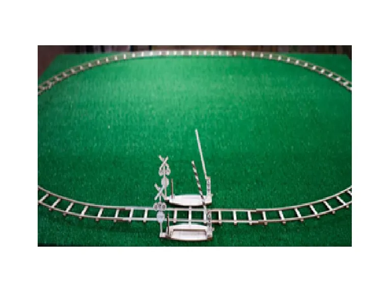 Puzzle 3D en Bois - Rails Ronds + Croisement Puzzle 3D en Bois - Rails Ronds + Croisement
